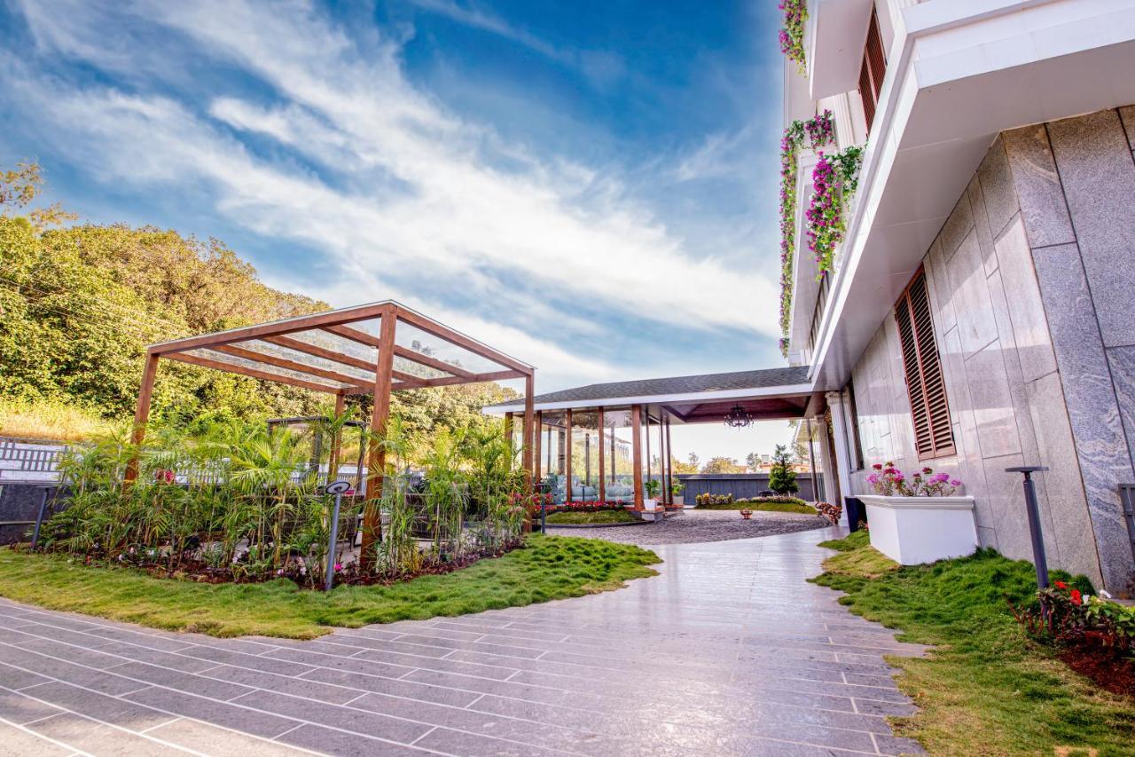 Leela Resort, The Exotic Boutique Hotel - Pure Veg Mahābaleshwar Exterior foto