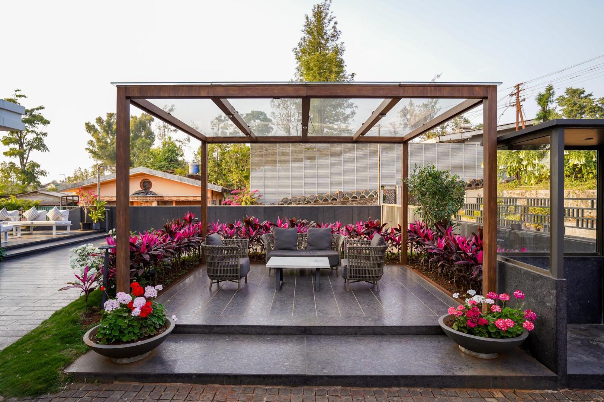Leela Resort, The Exotic Boutique Hotel - Pure Veg Mahābaleshwar Exterior foto
